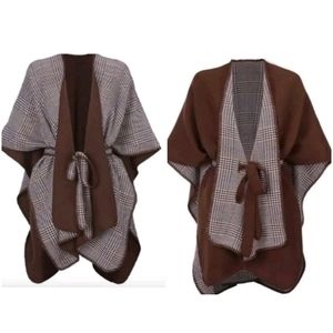 Cabi Winter Wrap Poncho Plaid Wine Burgundy Preppy size XS/Small Oversized Cozy